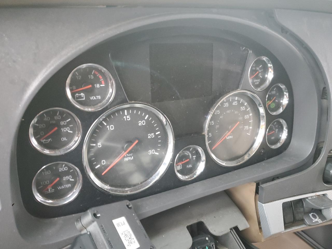 2019 Kenworth T680 Semi Truck