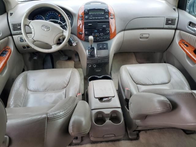2006 Toyota Sienna xle