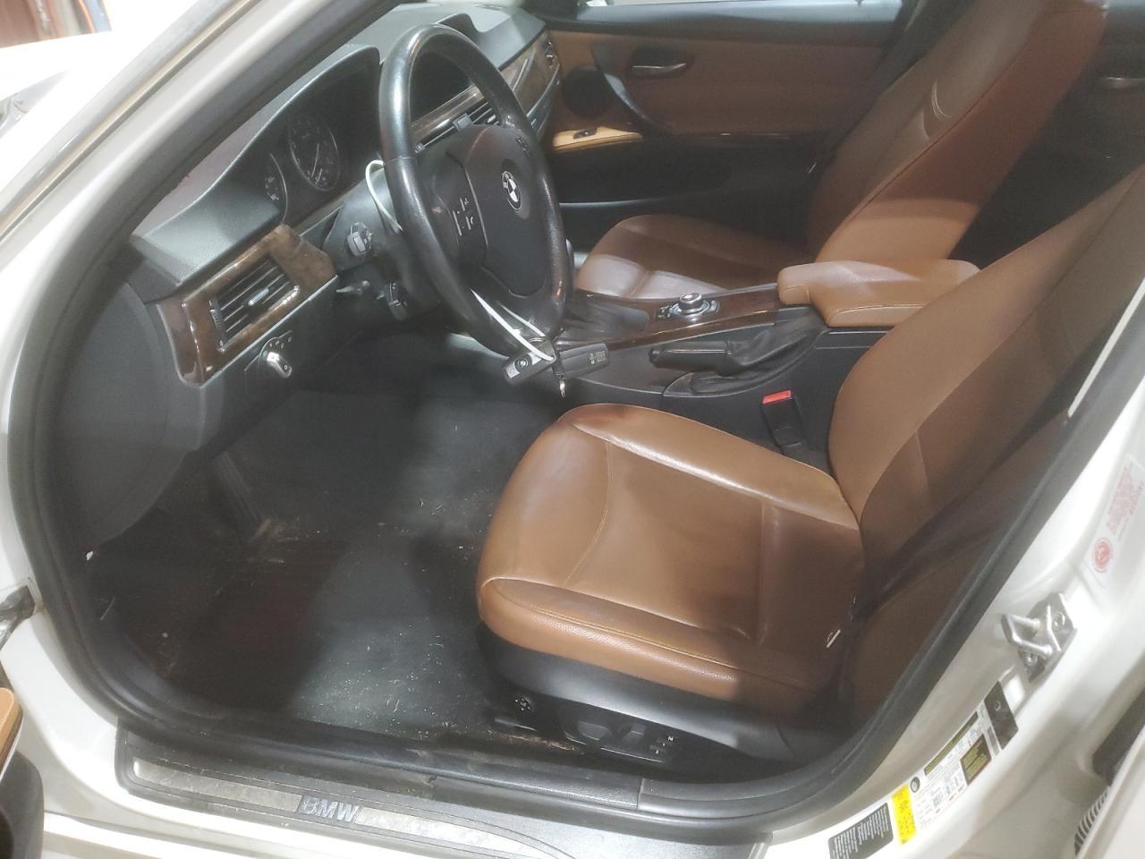 2011 BMW 335 xi