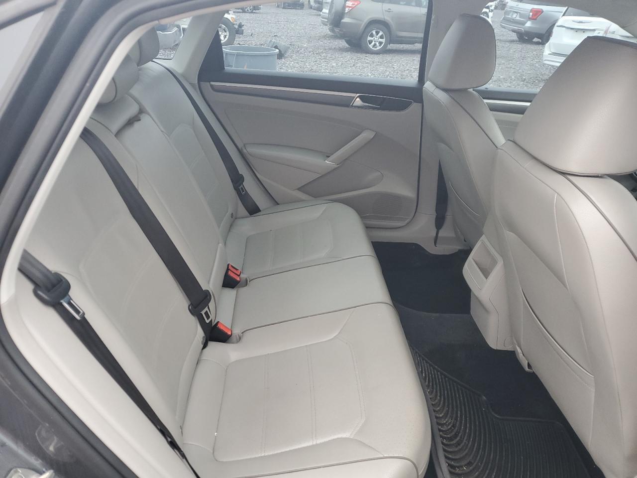 2018 Volkswagen Passat s