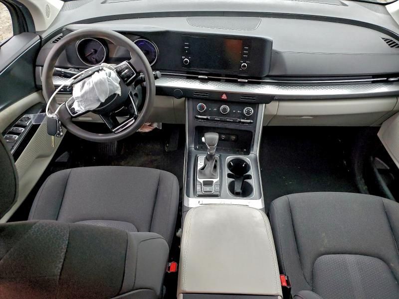 2024 KIA Carnival lx