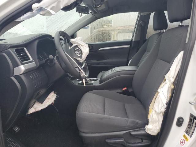 2019 Toyota Highlander le