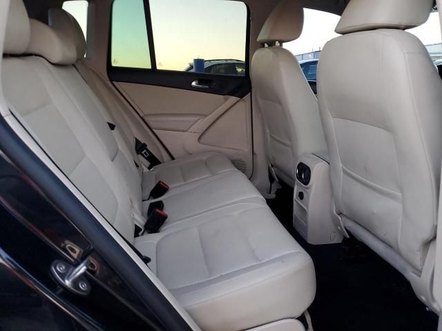 2016 Volkswagen Tiguan s