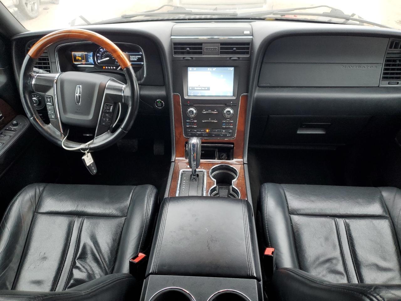 2016 Lincoln Navigator Select