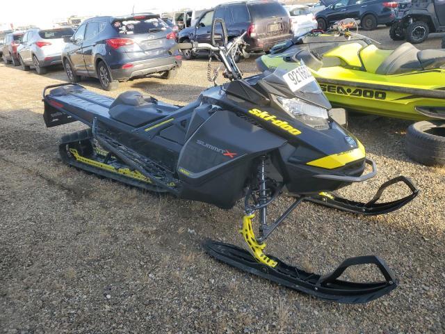 2017 Skidoo Summit X 850 E-TEC