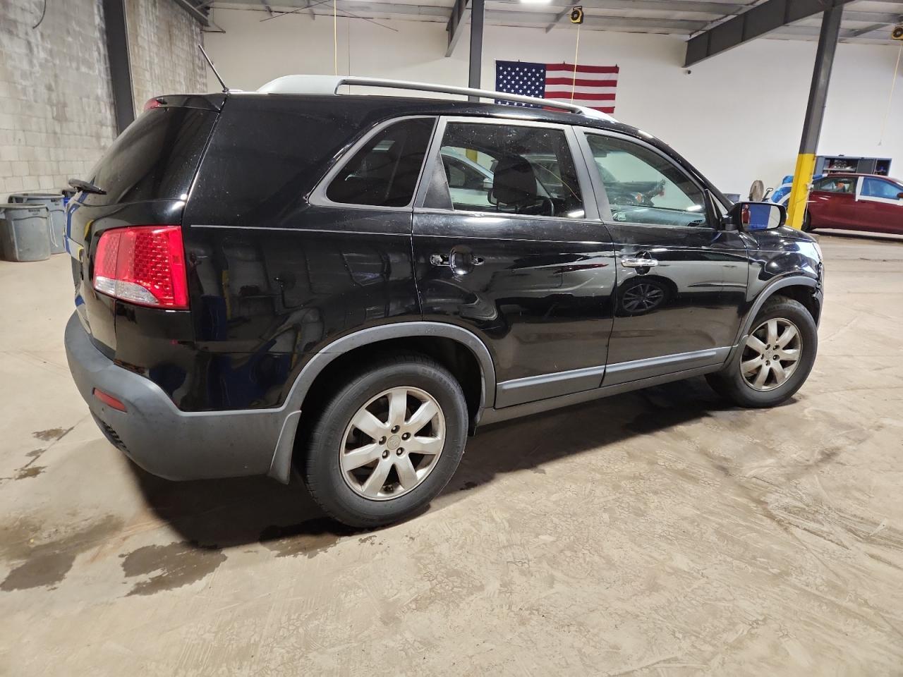 2013 KIA Sorento lx