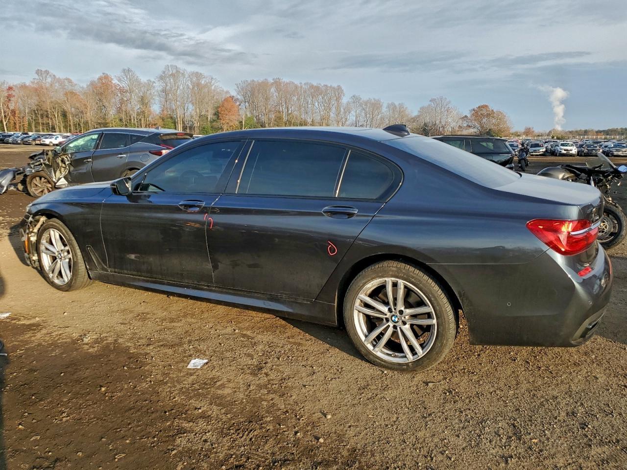 2018 BMW 750 xi