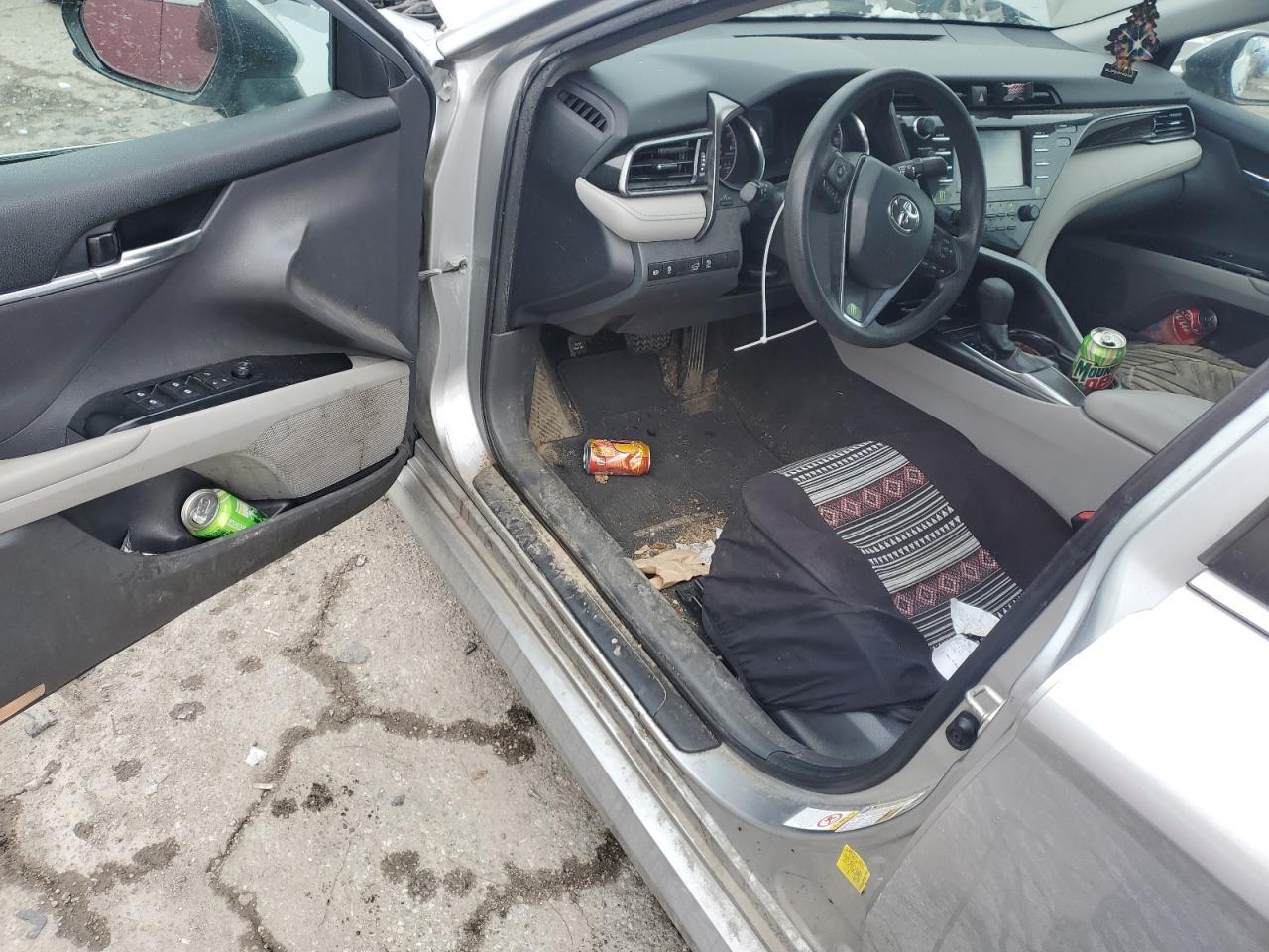 2019 Toyota Camry le