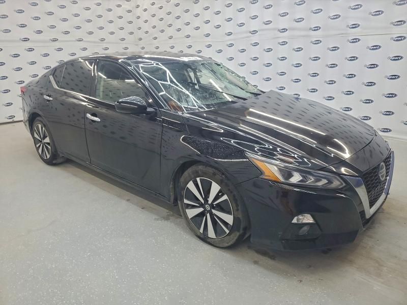 2020 Nissan Altima sl