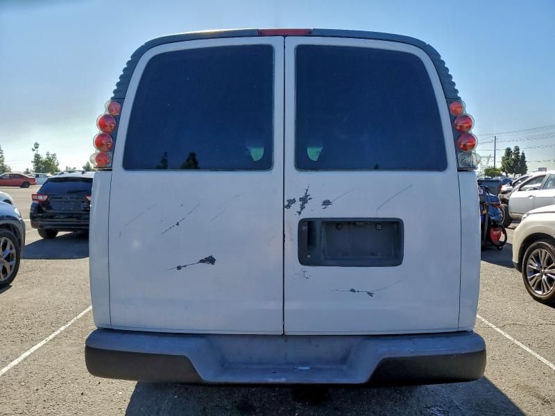 2001 Chevrolet Express 2500 Utility / Service Van