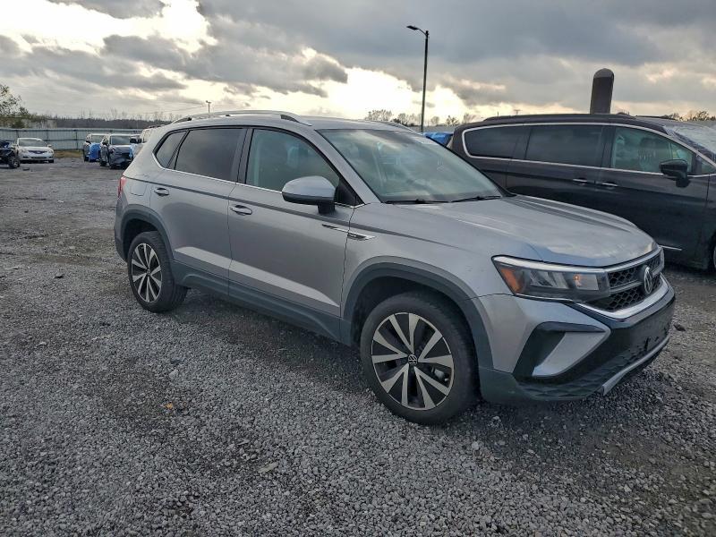 2022 Volkswagen Taos se