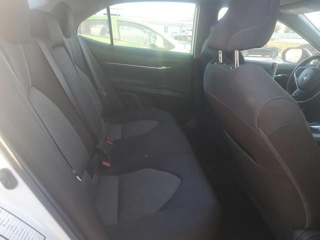 2021 Toyota Camry le