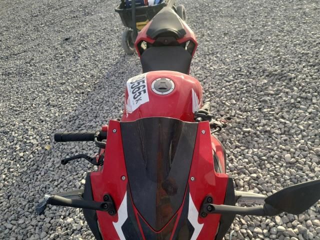 2022 Honda CBR500 RA