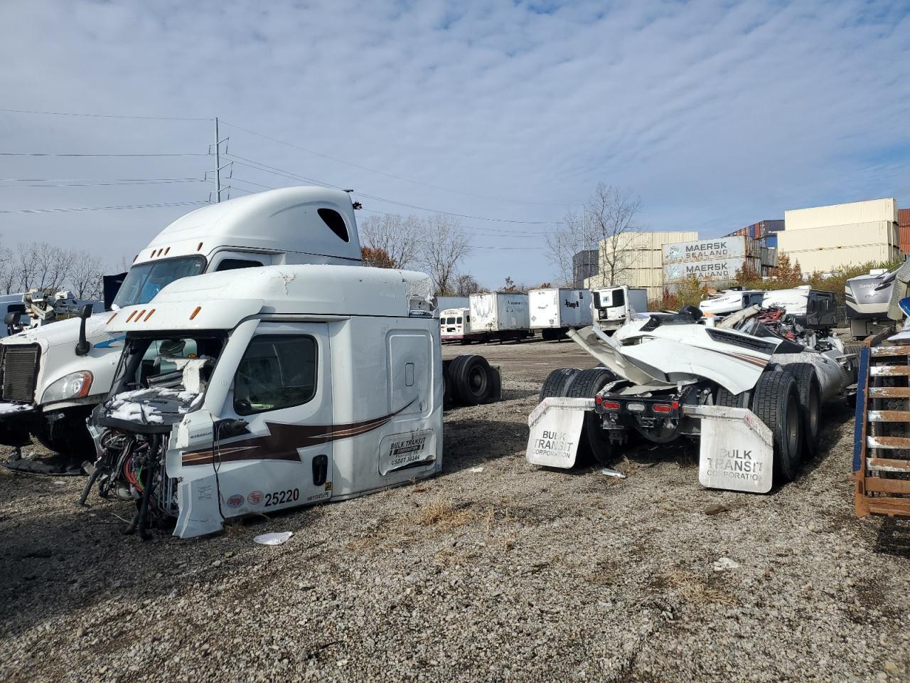 2025 Freigliner 2025 Freightliner Cascadia 126 Semi Truck