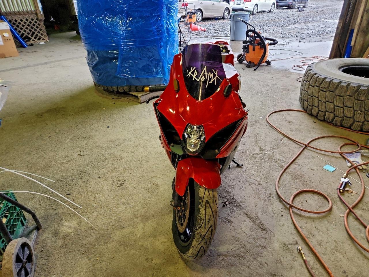 2024 Suzuki GSX-R1000