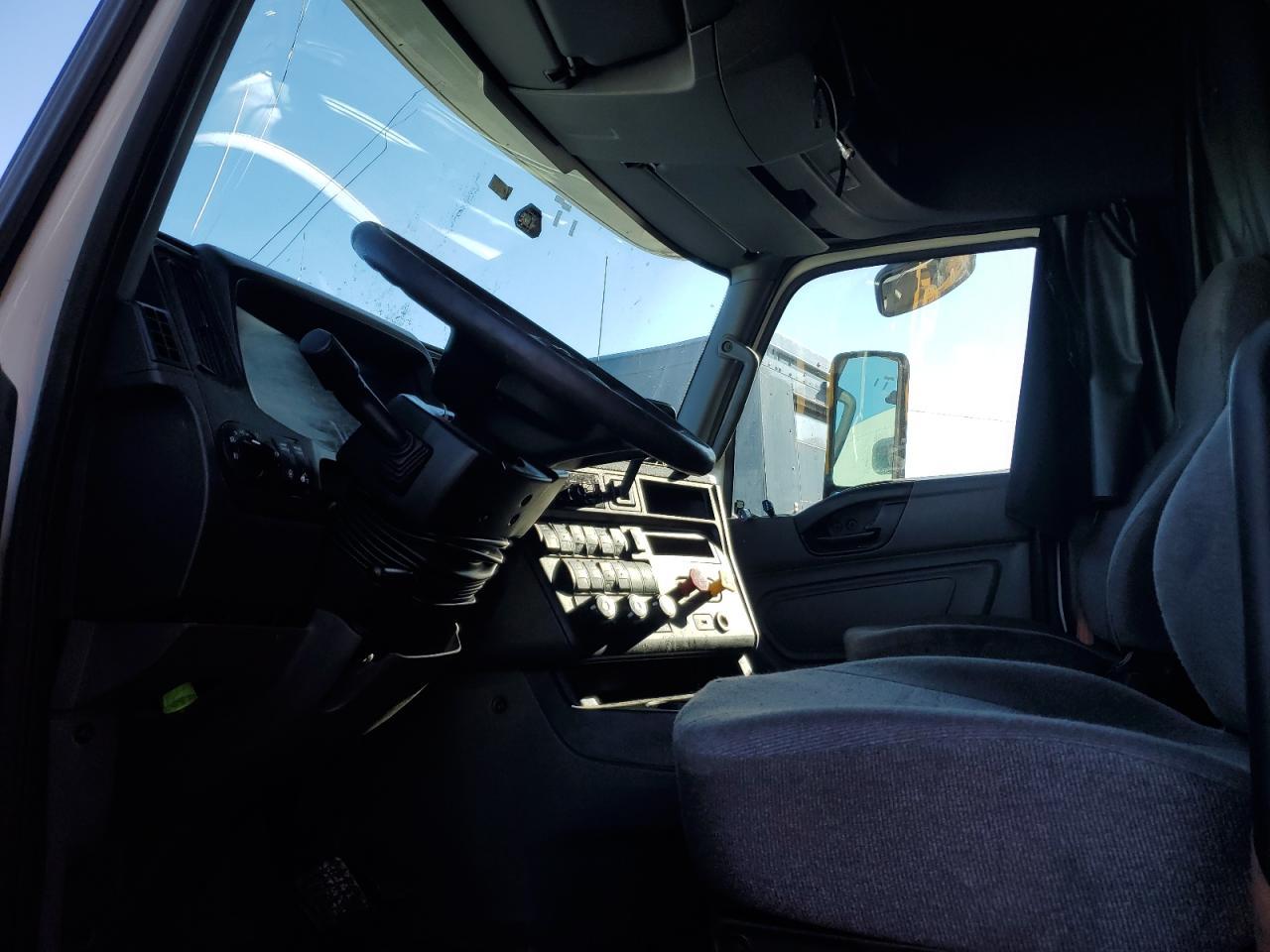 2020 International LT625 Semi Truck