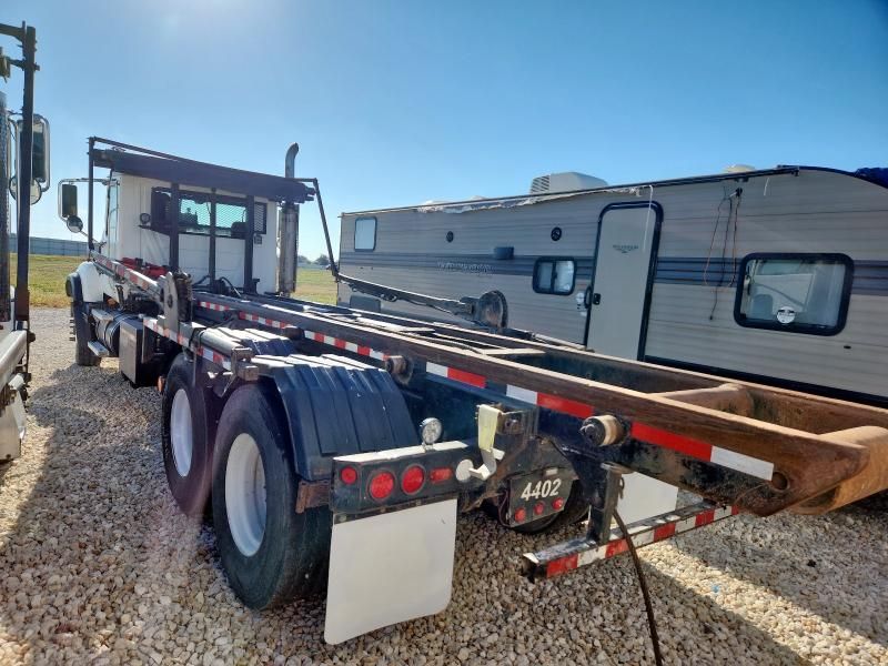 2004 Mack Cv700 Roll-off Container Truck