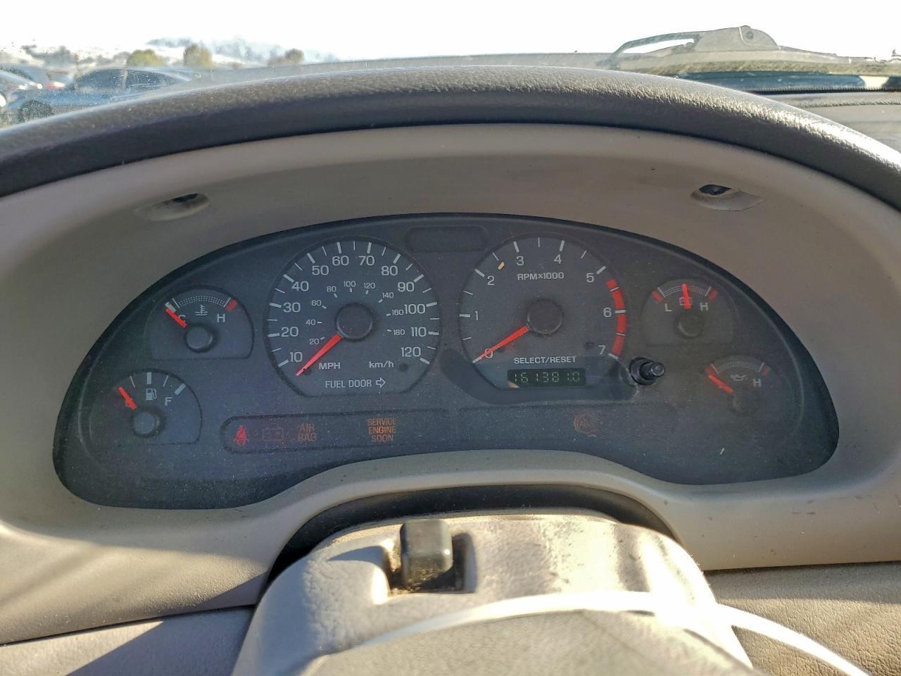 2004 Ford Mustang