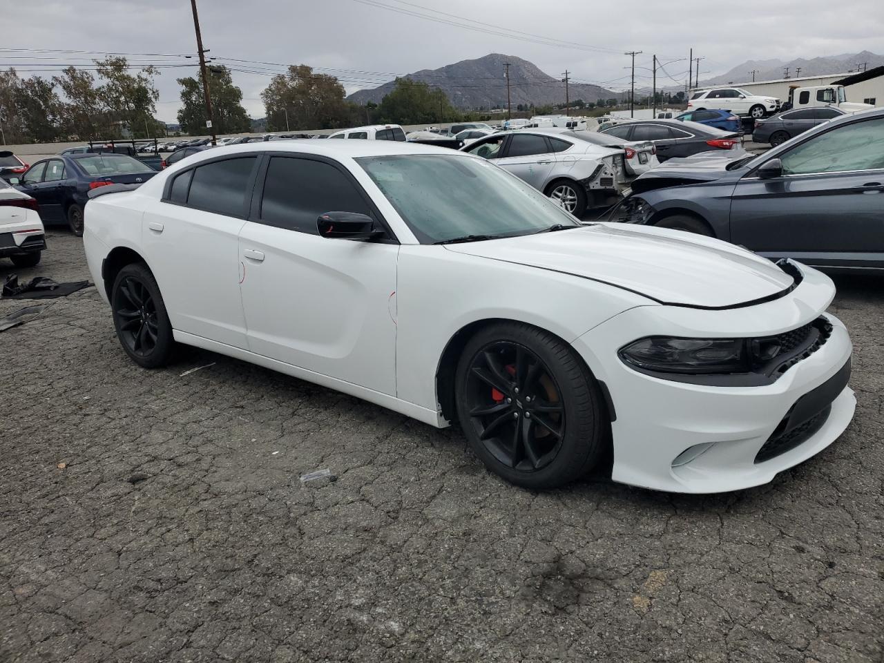 2017 Dodge Charger se