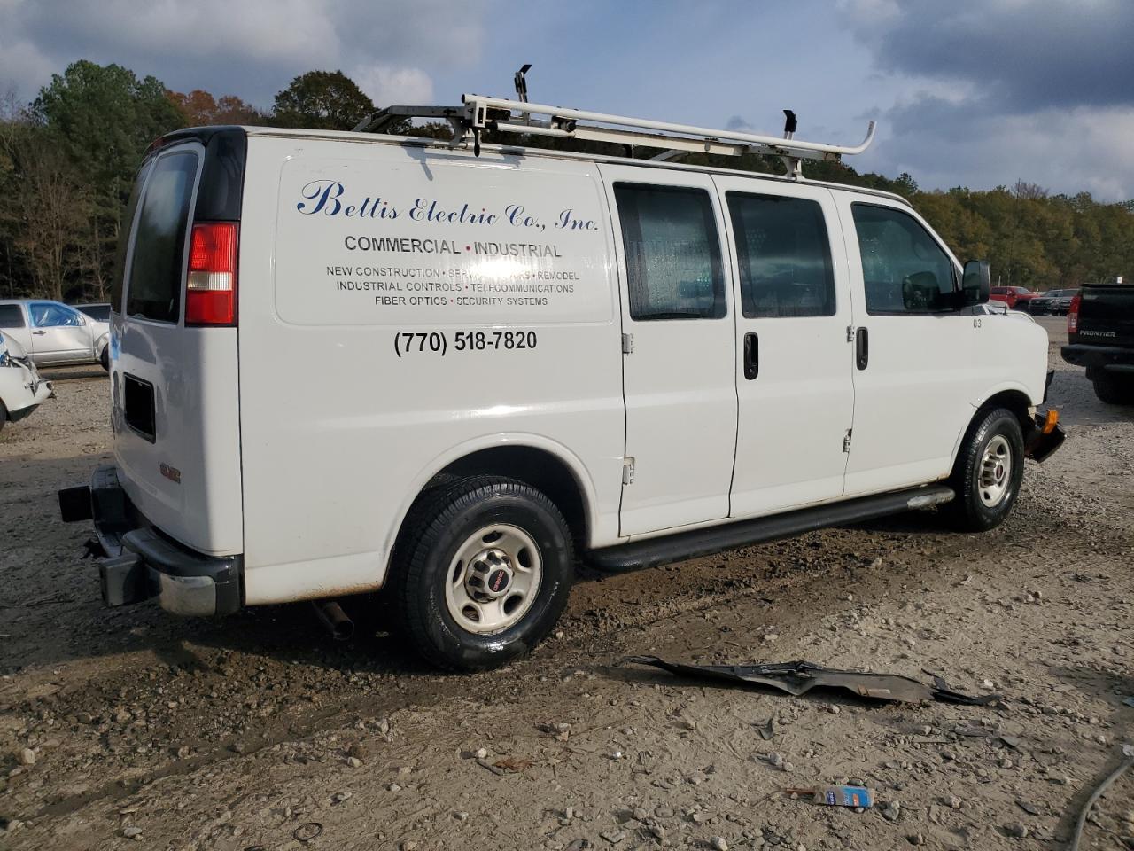 2014 GMC Savana G25 Delivery Van