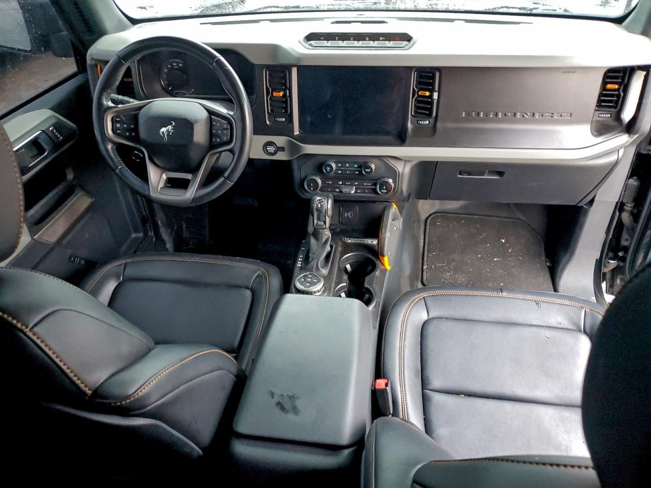 2022 Ford Bronco Base