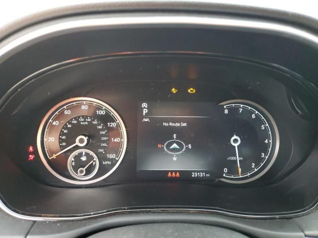 2024 Genesis GV70 Base