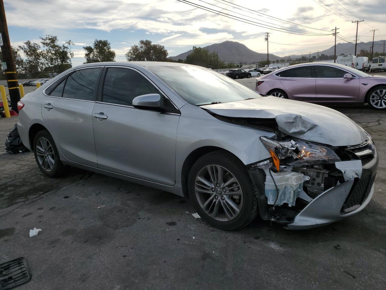 2017 Toyota Camry le