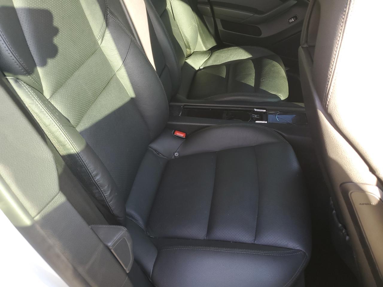 2012 Porsche Panamera 2