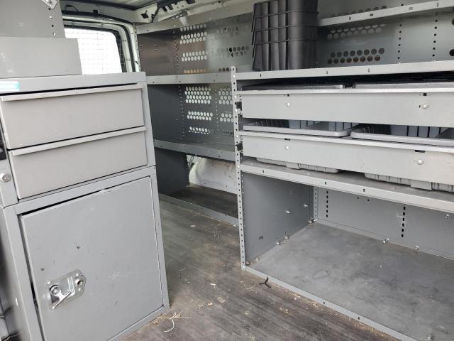 2013 Chevrolet Express G2500 Delivery Van