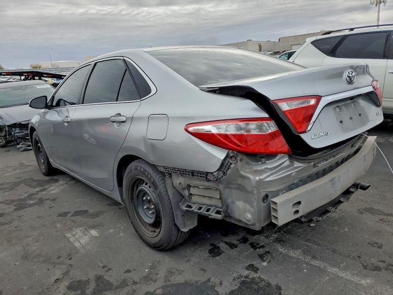 2015 Toyota Camry le