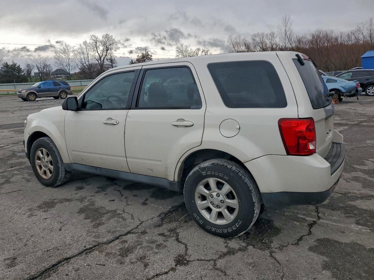 2011 Mazda Tribute i