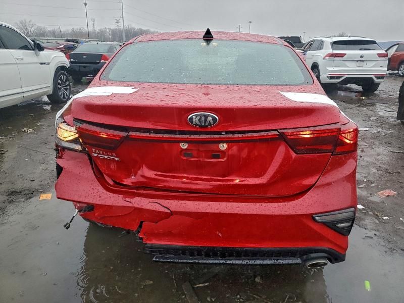 2021 KIA Forte fe