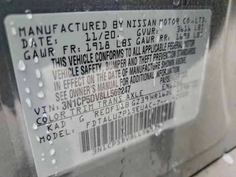 2020 Nissan Kicks sr