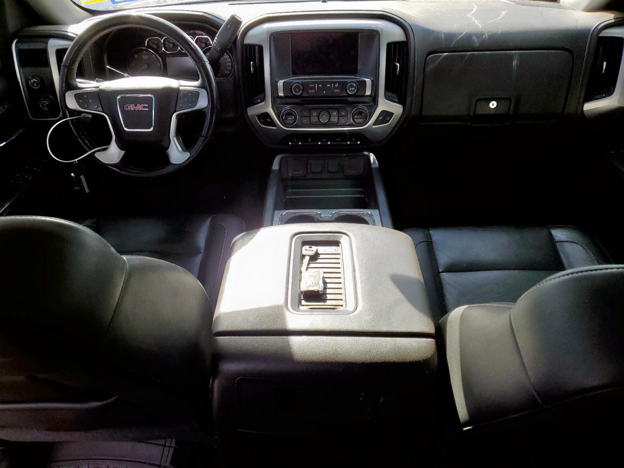 2018 GMC Sierra K1500 slt