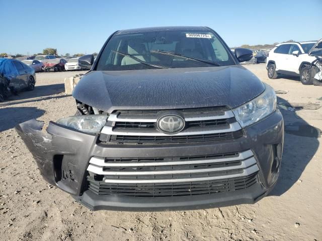 2017 Toyota Highlander le