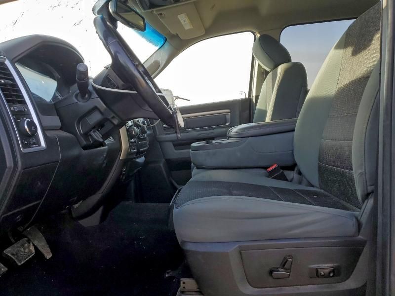 2018 Dodge Ram 1500 slt