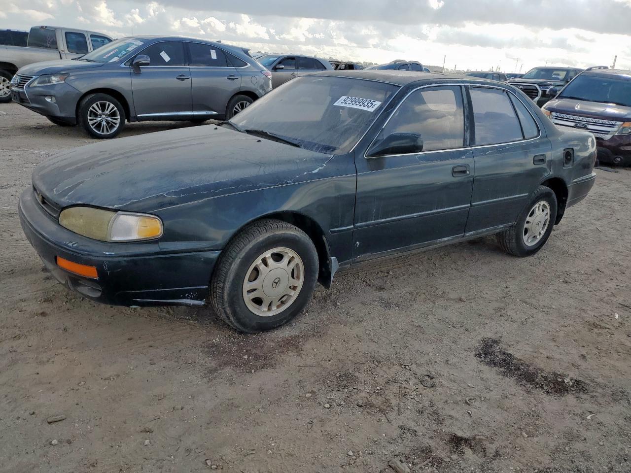1992 Toyota Camry le