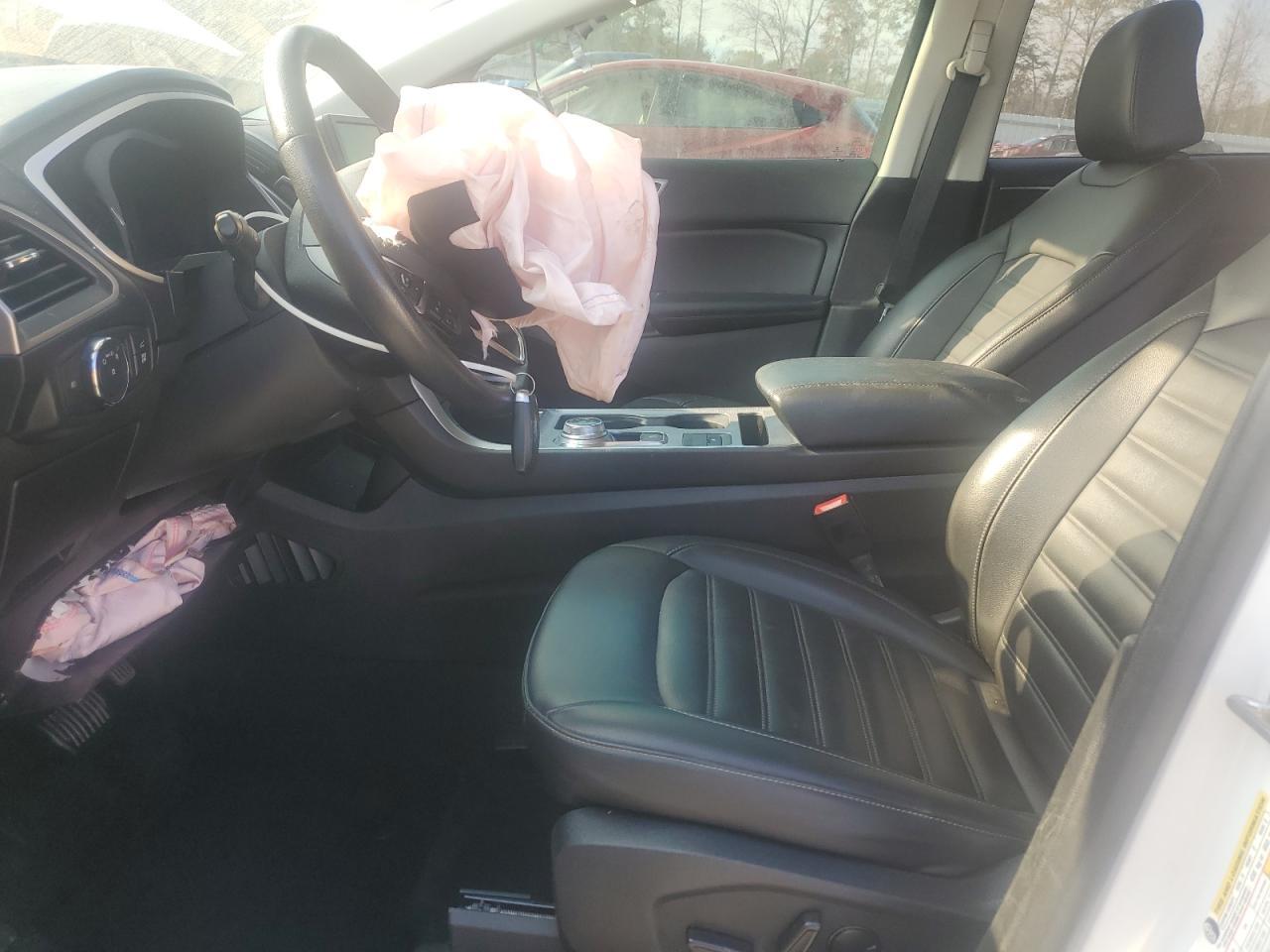 2021 Ford Edge sel