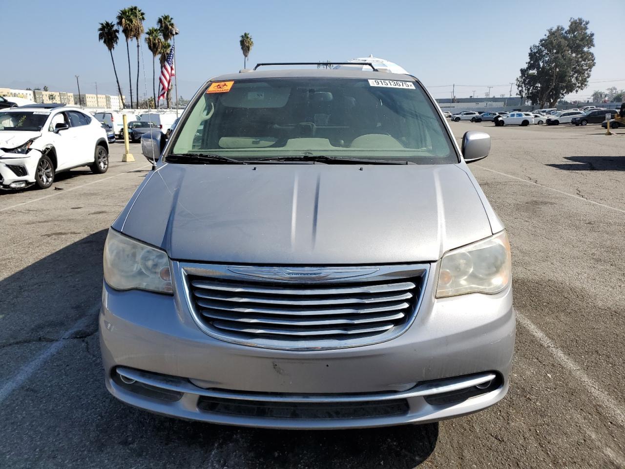 2014 Chrysler Town & Country Touring