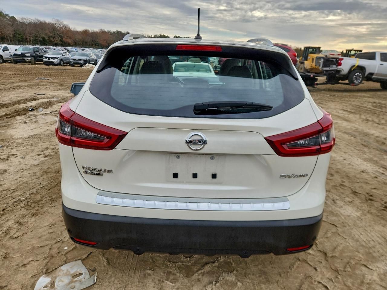 2022 Nissan Rogue Sport sv