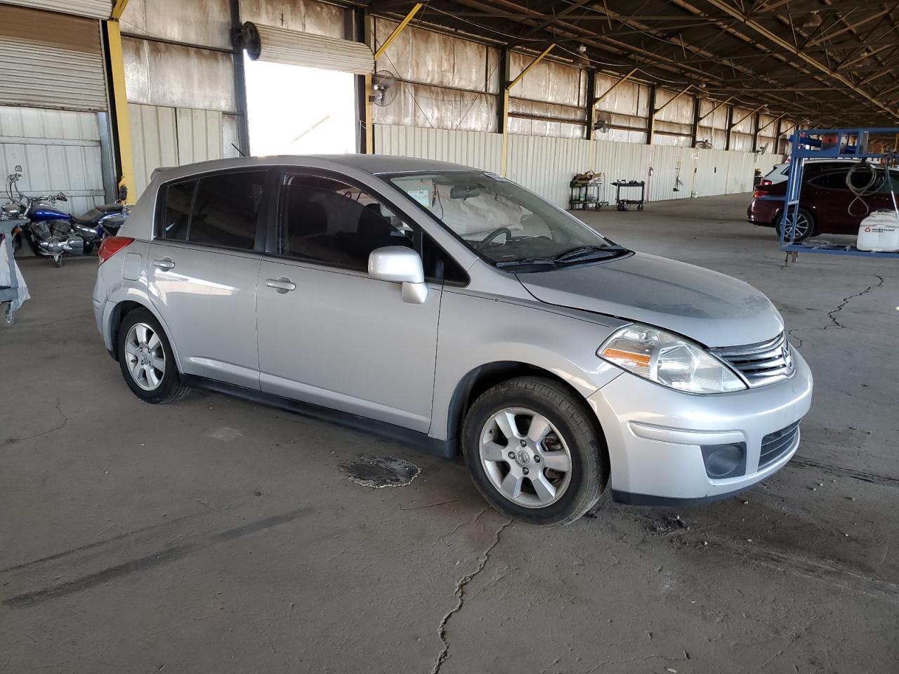 2012 Nissan Versa s