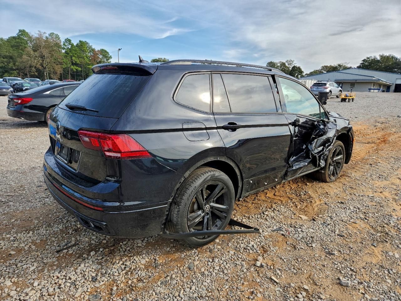 2024 Volkswagen Tiguan se R-line Black