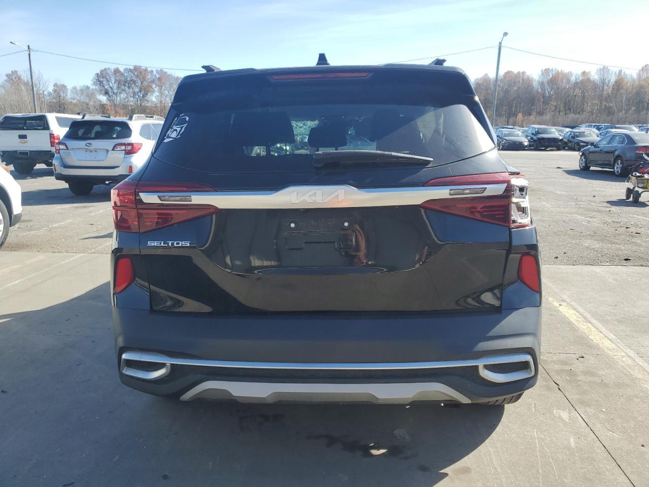 2023 KIA Seltos s