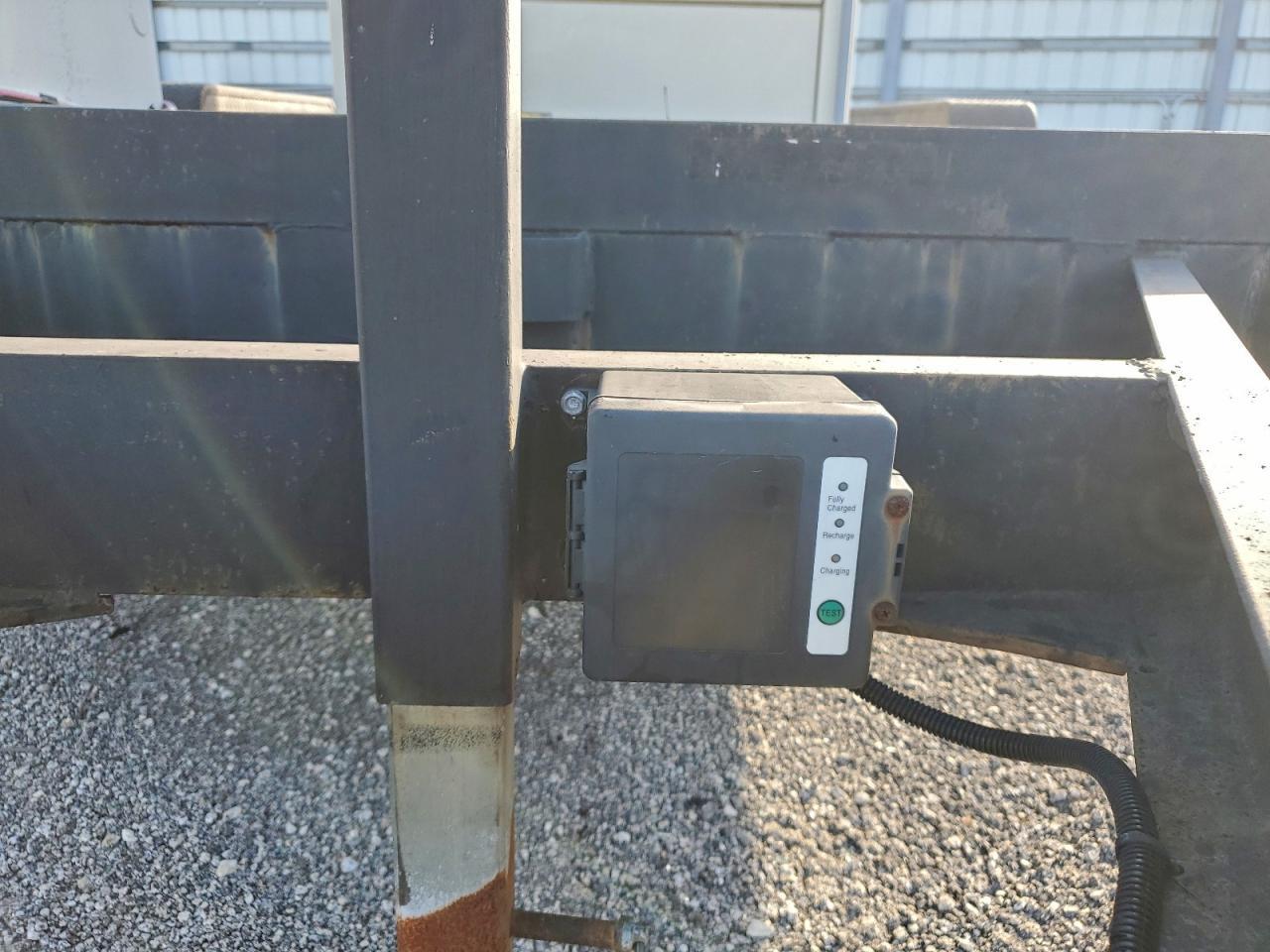 2005 Myy5 Trailer MODEL: 18