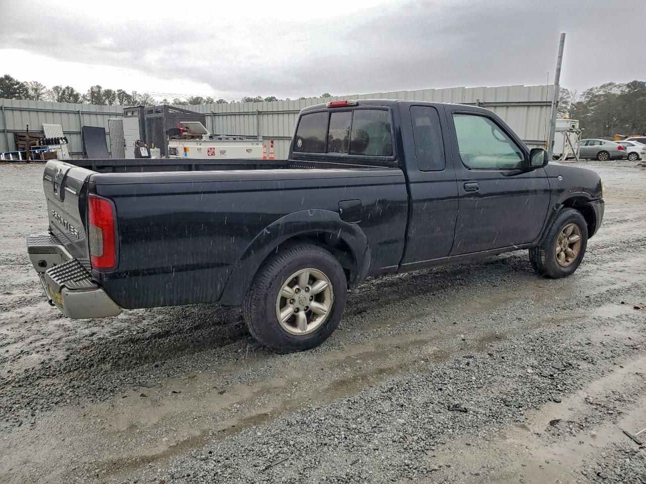 2004 Nissan Frontier Standard