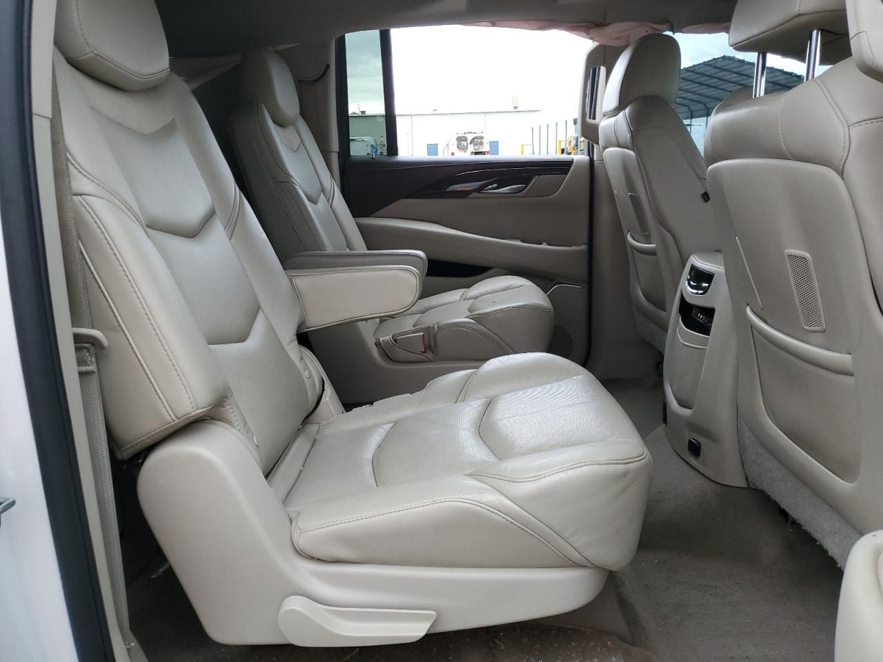 2016 Cadillac Escalade esv Premium