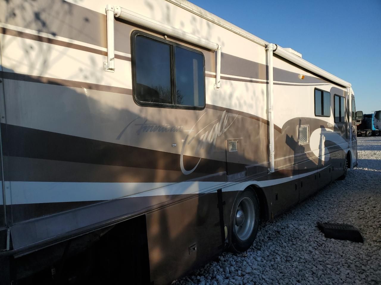 1998 Spartan Motors Motorhome 4VZ