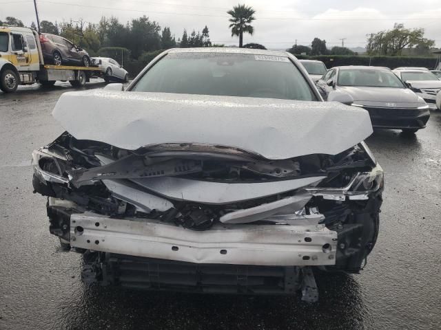 2020 Toyota Camry le