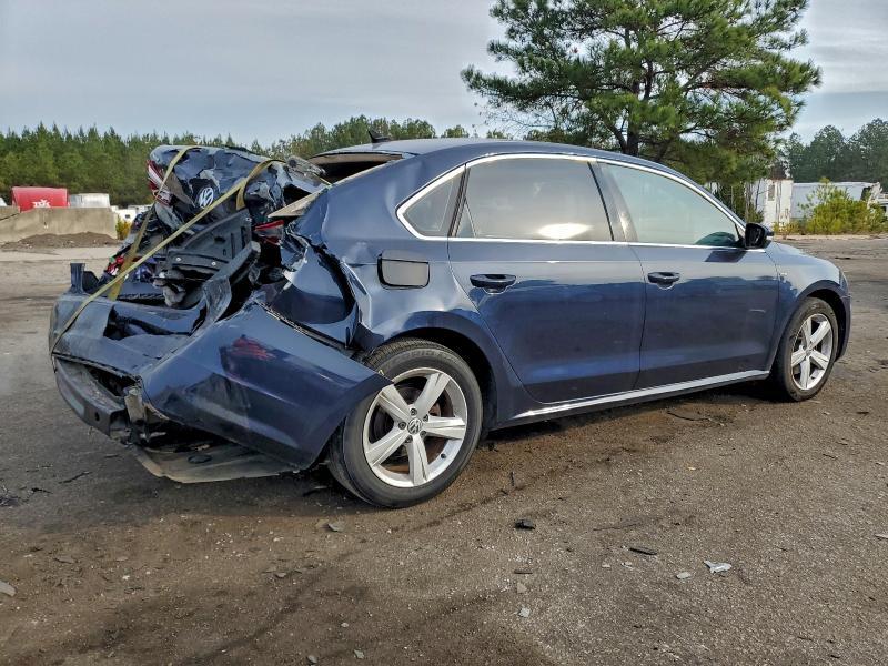 2015 Volkswagen Passat s
