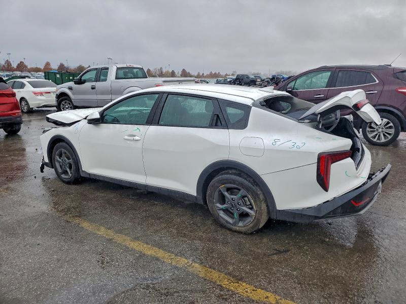 2025 KIA K4 lx
